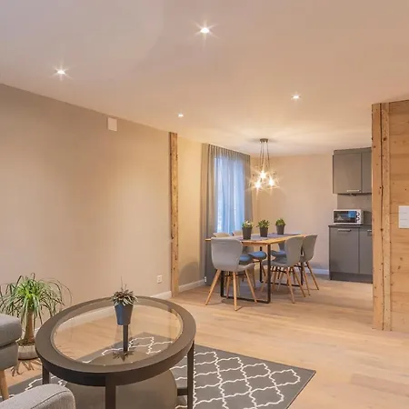 Ahorn Apartment